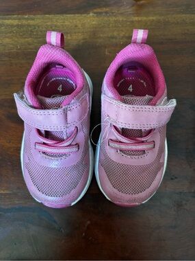 Toddler shoes